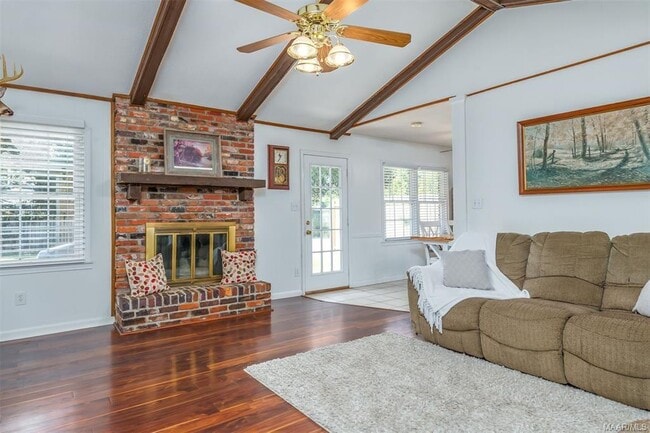 Photo - 200 Davors Dr