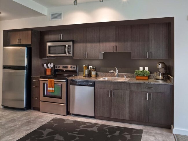 Photo - 10349 NE 10th St Unidad ID1280447P