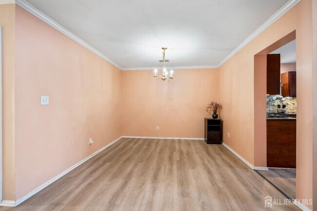 Photo - 11 Windsong Cir