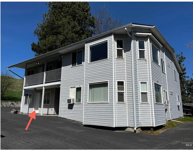 Building Photo - 1551 N Polk St Unit 1