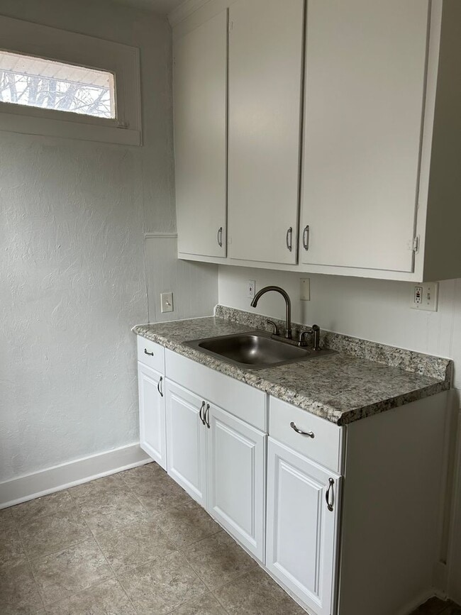 Photo - 24 N East St Unidad 1st FL