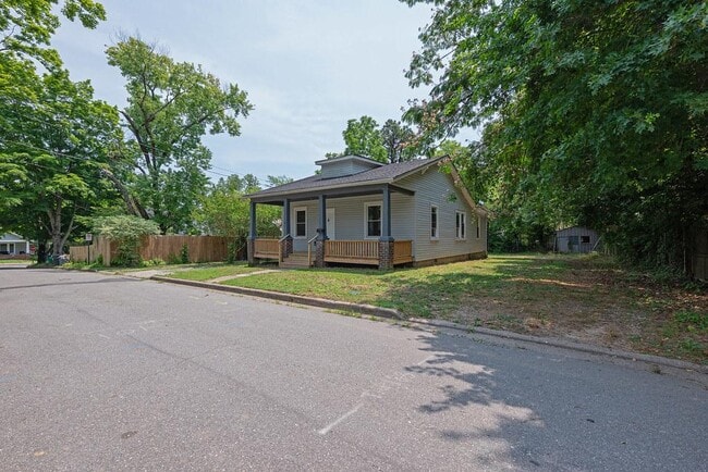 Photo - 1505 Vista St