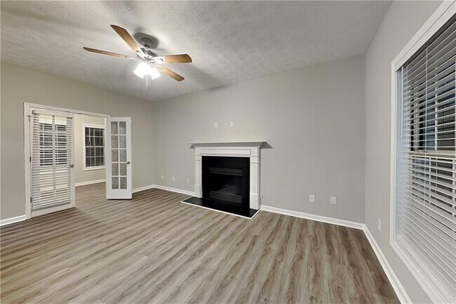 Photo - 1331 Windage Ct SW