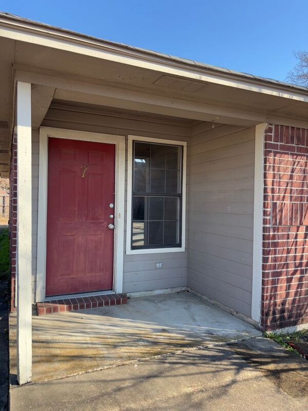 Photo - 7 Debbie Ln Condo Unit 1200 N Kings HWY #7