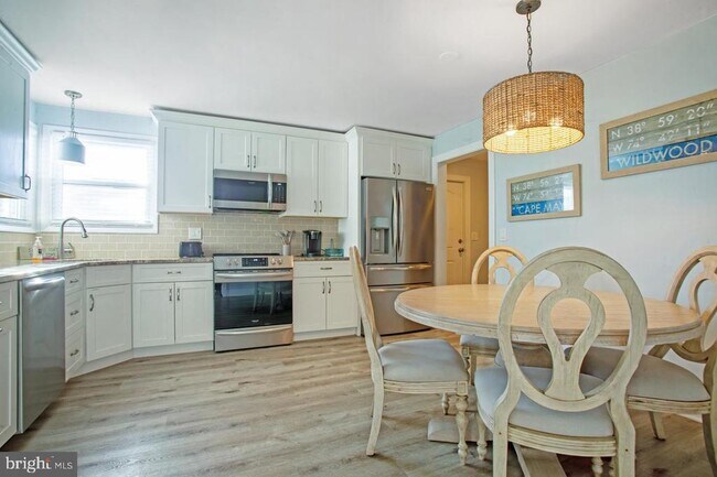 Photo - 6109 Atlantic Ave