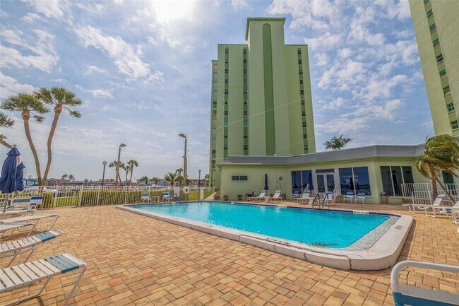 Photo - 400 64th Ave Unidad 708