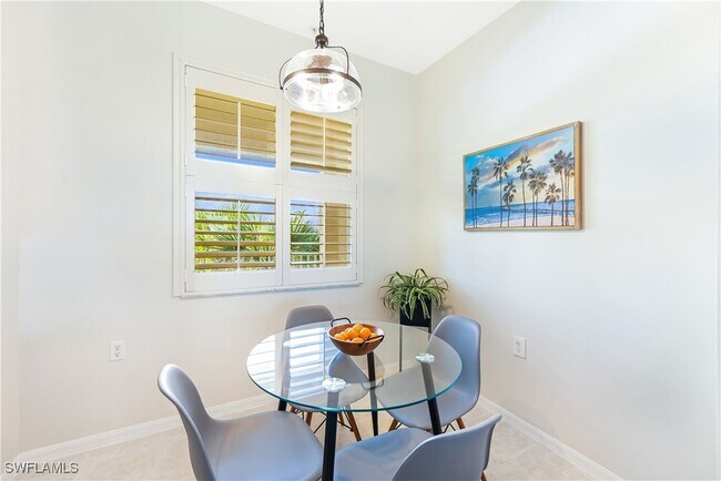 Building Photo - 2730 Cypress Trace Cir Unit 2836