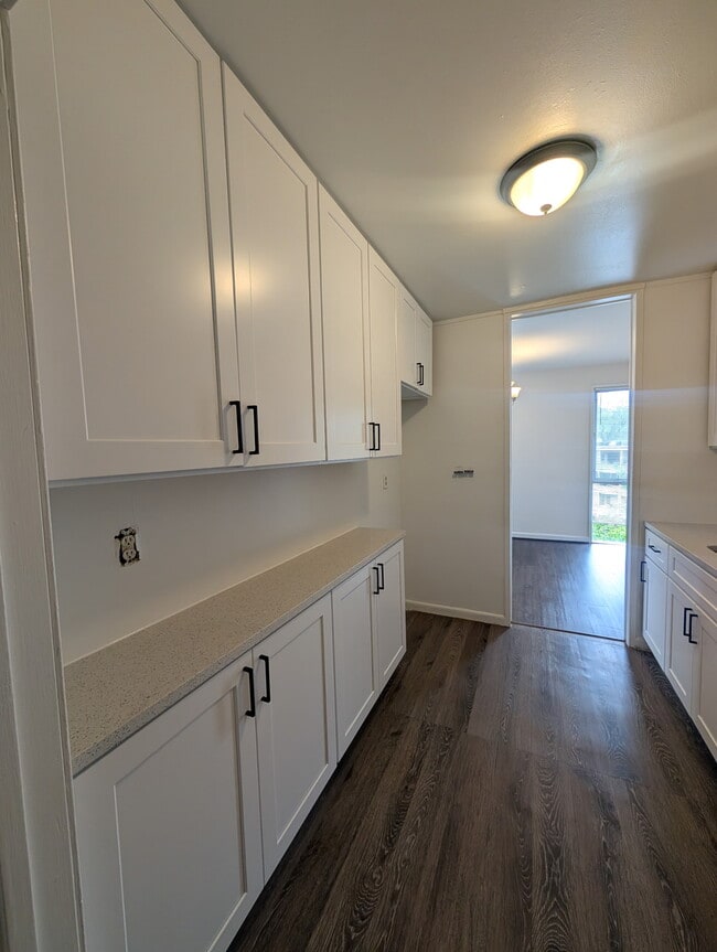 Photo - 7232 Donnell Pl