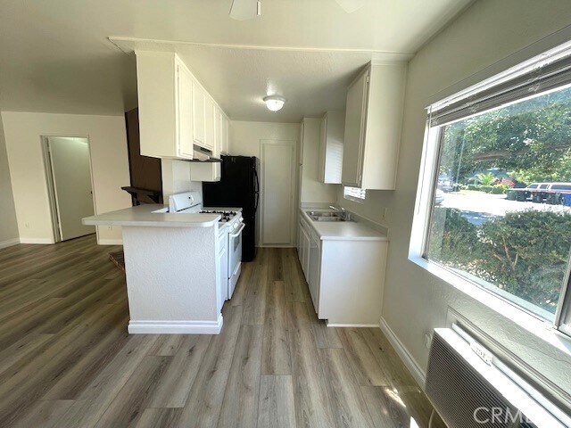 Photo - 14817 Sylvan St Unidad 1