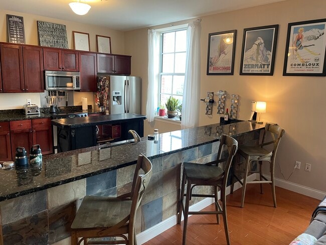 Building Photo - 1515 Lafayette Ave Unit 619 Rental