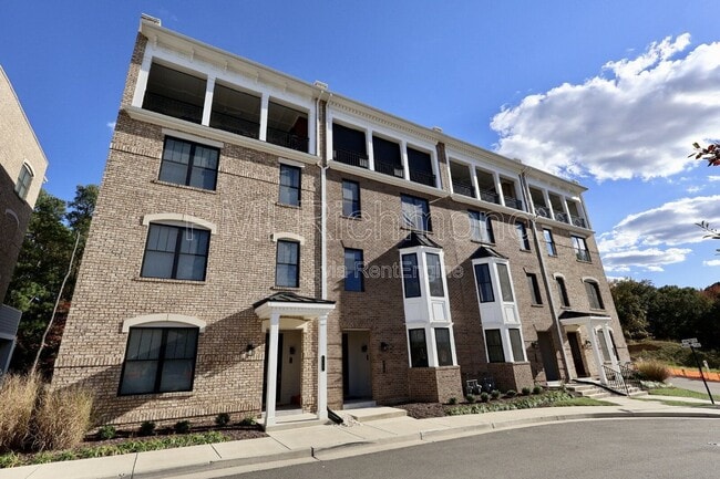 Building Photo - 127 Wellie Hl Pl Unit A