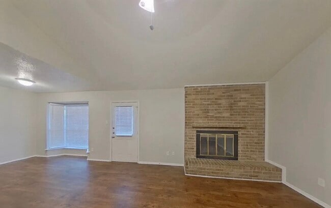 Photo - AVAILABLE NOW READY TO MOVE IN