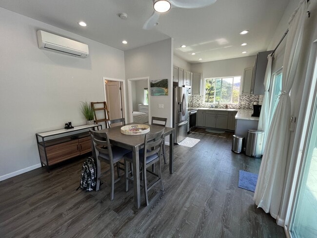 Building Photo - Beautifully fully furnished standalone 2-b... Rental