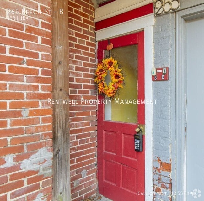 Building Photo - 265 Beech St Unit B Rental