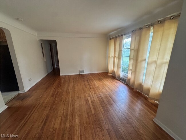 Photo - 2730 Columbia Rd