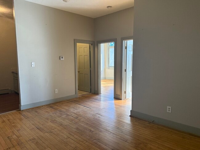 Photo - 408 Central St Unit 6