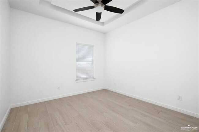 9 E Yuma Ave Unit 101