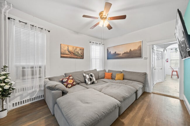 Photo - 84 W 42nd St Unit ID1316296P