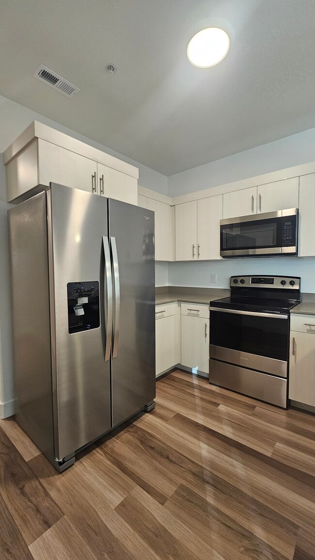 Photo - 13687 S Hanley Ln Unit DD204