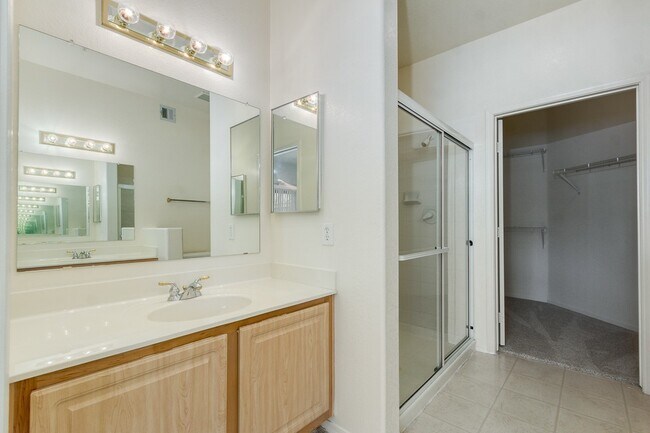 Photo - 15225 N 100th St Unit 15225 N 100th St #2200 - KREBS