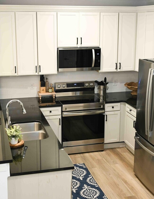 Photo - 90 Southaven Cir