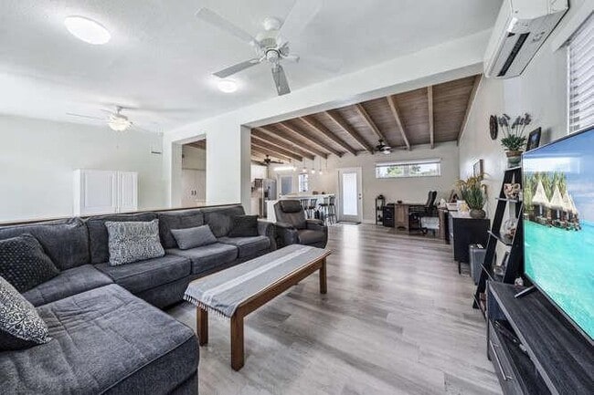 Photo - 3309 SW 16th St