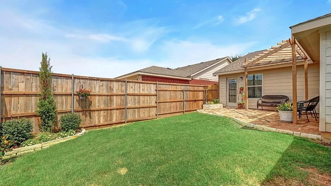 Photo - 9000 Eastwood Ave