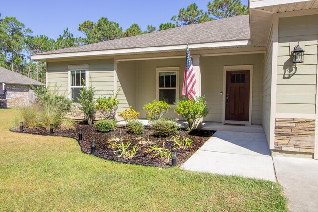 Photo - 8174 Miranda St