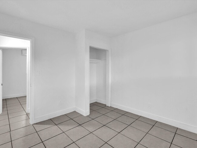 740 NW 4th Ave
