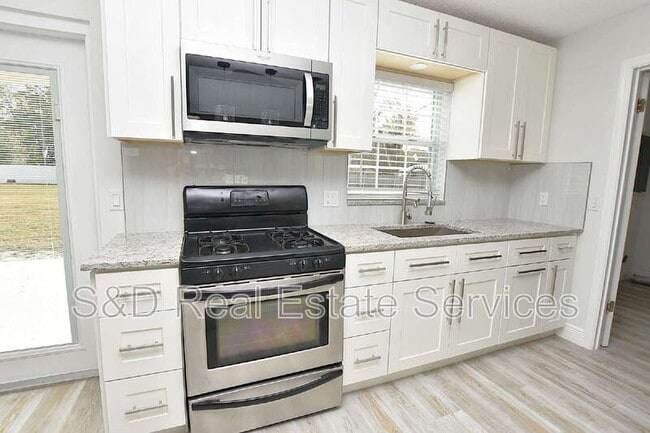 Photo - 4208 Ridge Rd