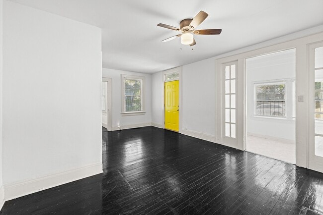4948 Farrell Ave