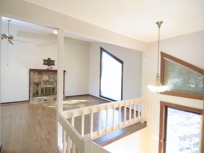 Photo - 1179 Justice Dr