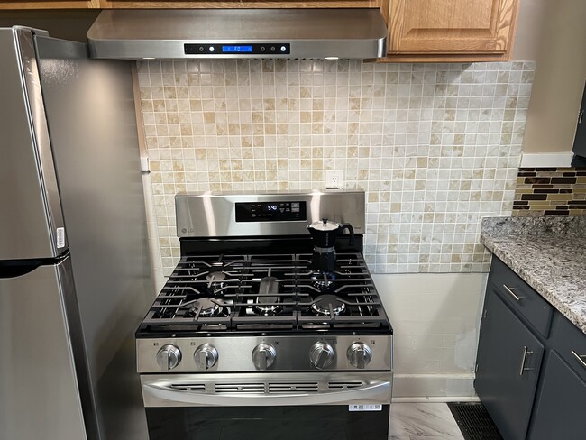 Photo - 99 Grand Ave Unit Apartement #2