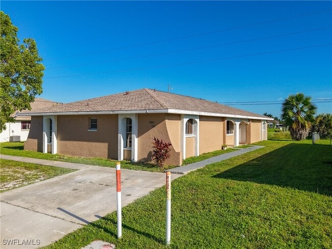 Building Photo - 1107 Cape Coral Pkwy W Rental