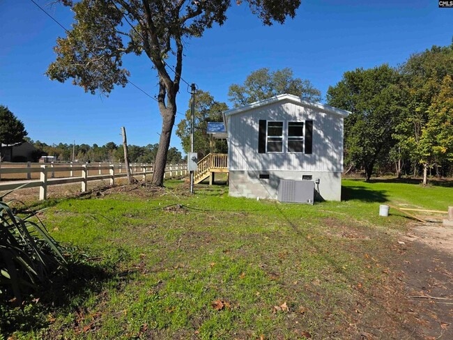 Photo - 714 Windy Rd