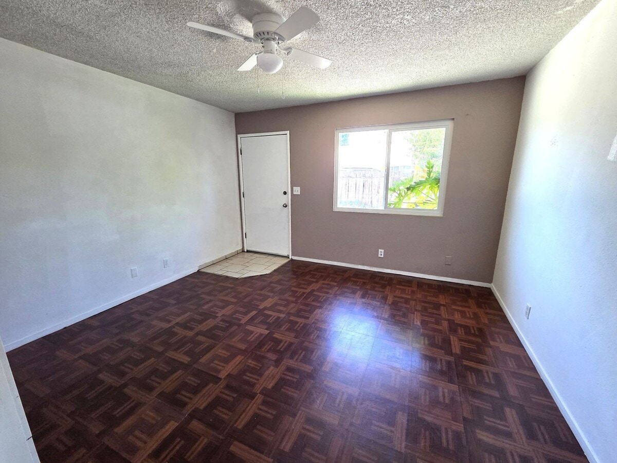Photo - 460 N Elmwood Ave Unit #3