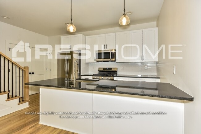 Photo - 223 Lucile St