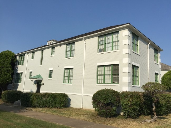 The Ritz Apartments