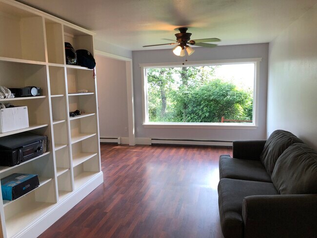 Photo - 1862 triton ct