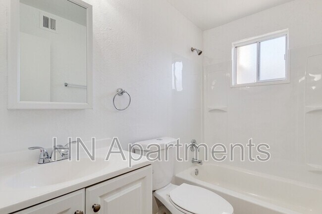 Photo - 3319 N 32nd St