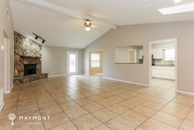 Photo - 4751 Southern Pacific Dr