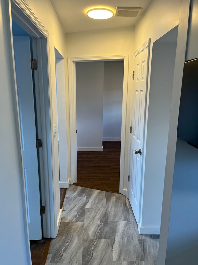 Photo - 1033 15th St N Unit E