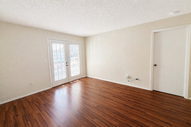 Photo - 2550 N Alafaya Trail Unit 2550 N. Alafaya Trl  10206