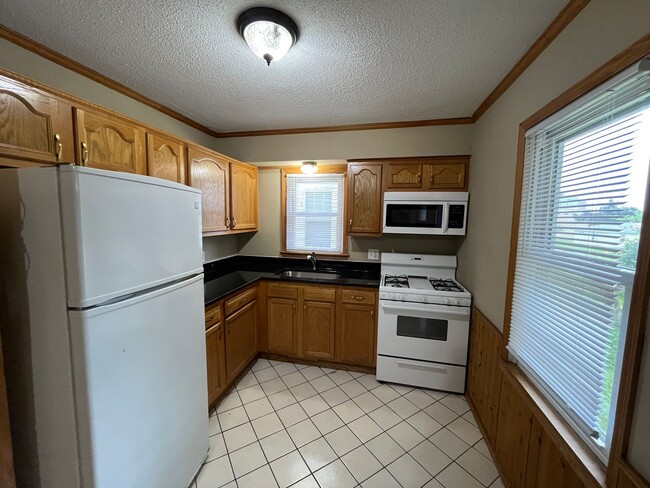 Photo - Gorgeous 2 Bedroom House with Massive Two Car Garage! Apply Today!