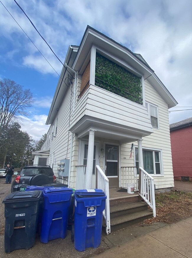 Building Photo - 314 North St Unit 1