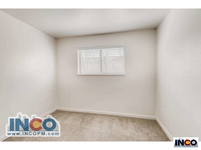 Photo - 3180 S Federal Blvd Unidad C22