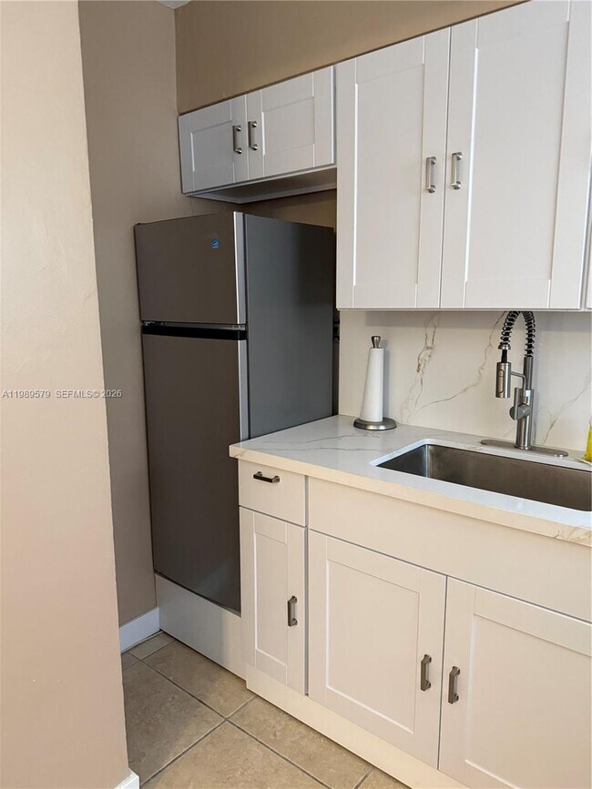 Photo - 321 Wilson St Unit A204
