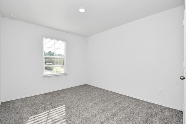 Photo - 40427 Basalt Elm Rd