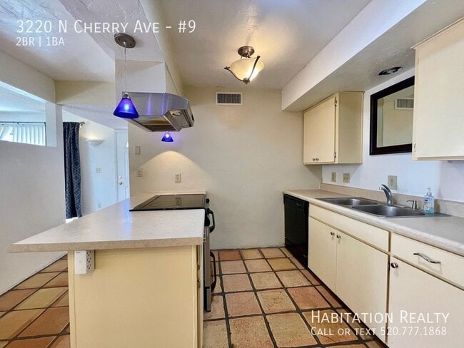 Photo - 3220 N Cherry Ave Unit #9