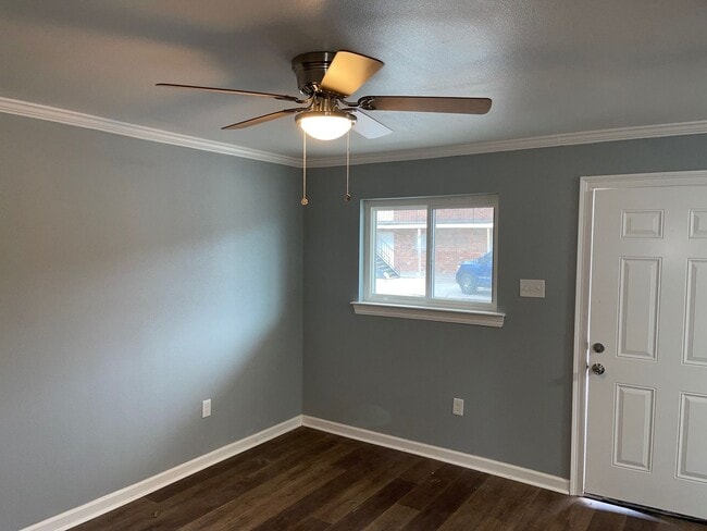 Photo - Crown Ave PLEX